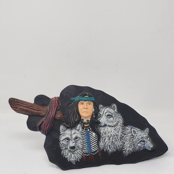 Native American Black Ceramic hand Painted Arrowhead Wolf theme  decor home - Picture 1 of 8